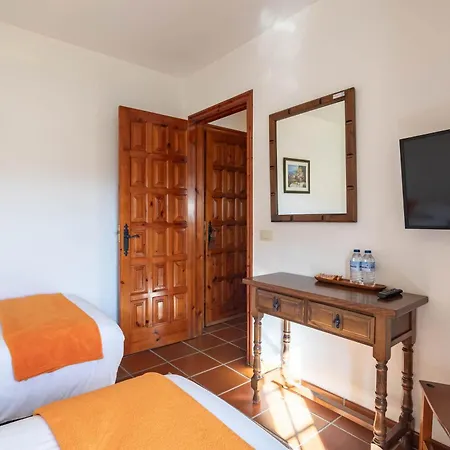 Casa Rectoral トゥイ