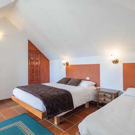 Casa Rectoral 別荘 トゥイ